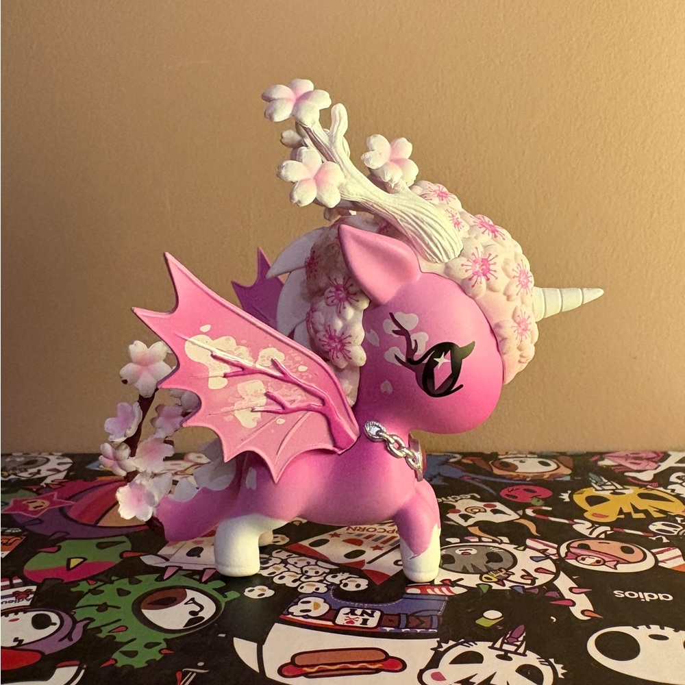 tokidoki Mystical Dragon Unicorno CHERRY BLOSSOM DRAGON